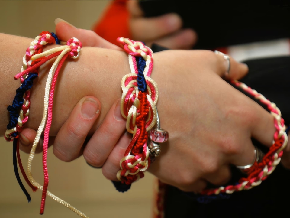 A hand-tying ceremony